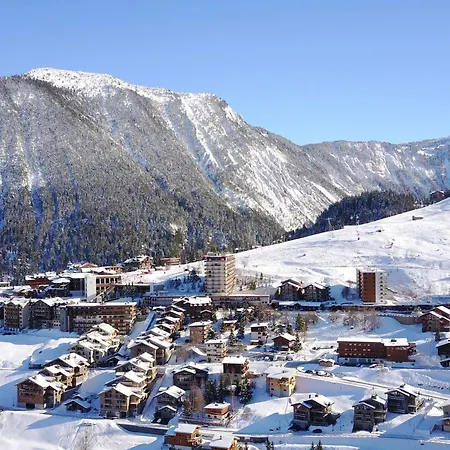: 2 Avec Parking Et Wifi - Fr-1-563-160 * Courchevel